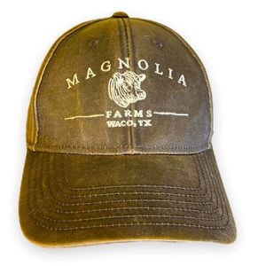 Magnolia Hat
